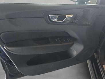 Volvo XC60 B5 Ultimate — photo 14