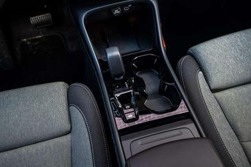 Volvo XC40 B4 Plus — photo 19