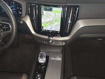 Volvo XC60 B5 Plus — photo 12