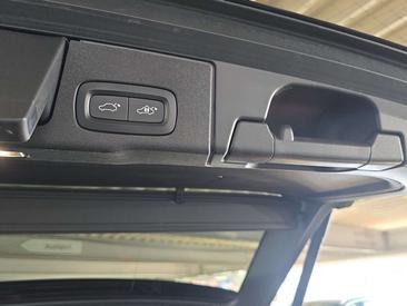 Volvo XC60 B5 Ultimate — photo 19