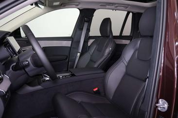Volvo XC90 T8 Recharge — photo 15
