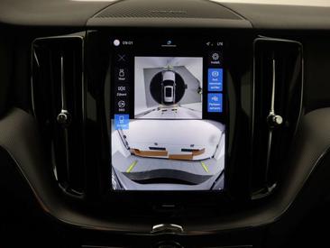 Volvo XC60 T8 Recharge Plus — photo 28
