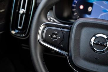 Volvo XC40 B4 Plus — photo 26