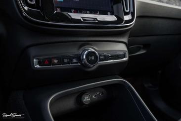 Volvo XC40 Recharge Ultimate — photo 33