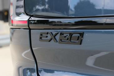 Volvo XC60 — photo 7