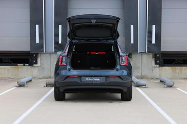 Volvo XC60 — photo 8