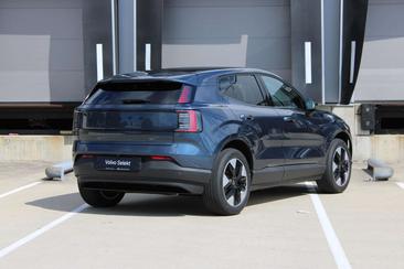 Volvo XC60 — photo 13