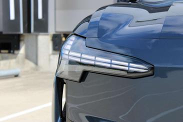 Volvo XC60 — photo 15