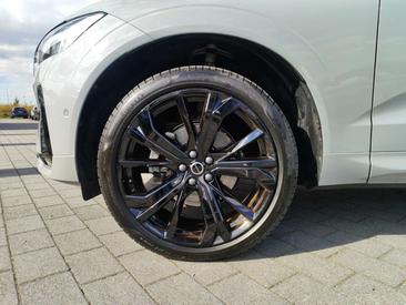Volvo XC60 B5 Ultimate — photo 10