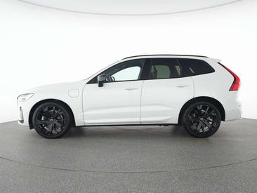 Volvo XC60 T8 PLUS — photo 10