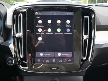 Volvo XC40 B3 Core — photo 12