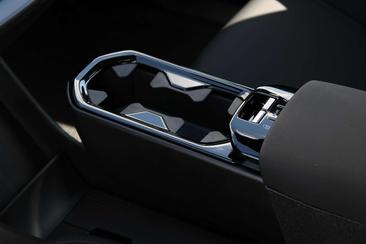 Volvo XC60 — photo 33