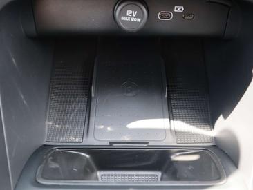 Volvo XC40 B3 Core — photo 18