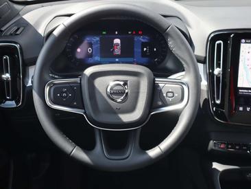 Volvo XC40 B3 Core — photo 20