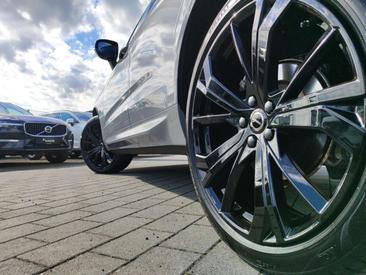 Volvo XC60 B5 Ultimate — photo 29
