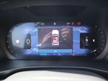 Volvo XC40 B3 Core — photo 21