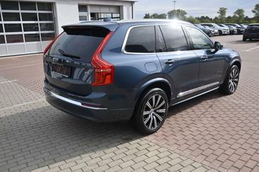 Volvo XC90 B5 Plus — photo 7