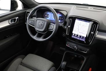 Volvo XC40 B4 Plus — photo 5