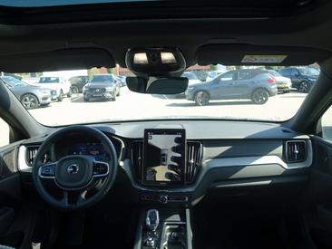 Volvo XC60 T8 Recharge Ultimate — photo 12