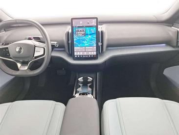 Volvo XC60 — photo 21