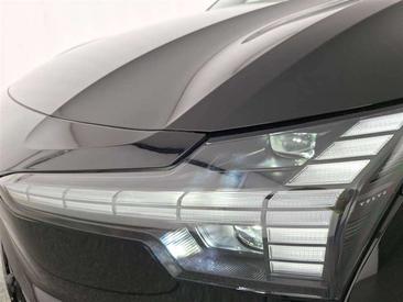 Volvo XC60 — photo 24