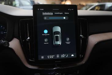 Volvo XC60 T8 Recharge — photo 16