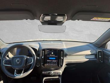 Volvo XC40 B4 Plus — photo 5