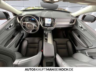 Volvo XC60 B5 Plus — photo 7