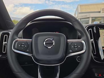 Volvo XC40 B3 Plus — photo 11