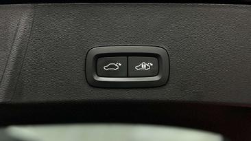 Volvo XC40 B4 Ultimate — photo 18