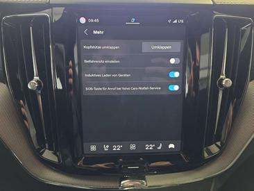 Volvo XC60 B5 R-Design — photo 31