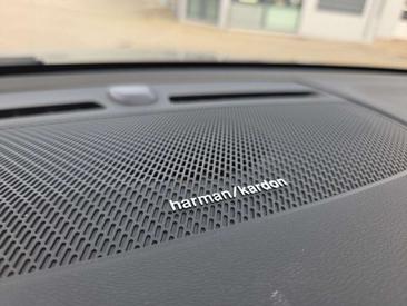 Volvo XC40 B3 Plus — photo 17
