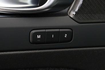 Volvo XC40 B4 Plus — photo 25