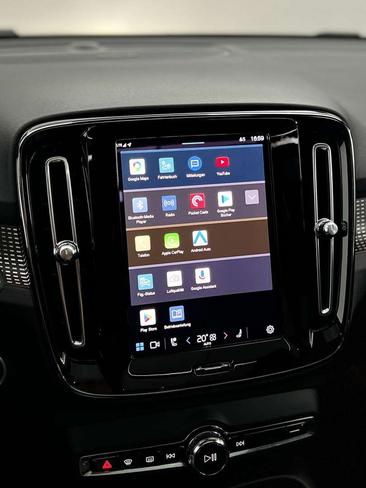 Volvo XC40 B4 Ultimate — photo 25