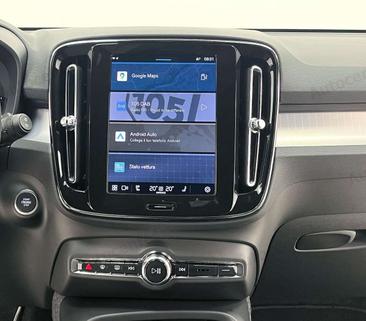 Volvo XC40 B3 Core — photo 20