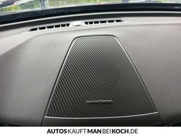 Volvo XC60 T6 PLUS — photo 31
