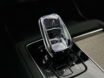 Volvo XC90 B5 Plus — photo 19