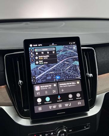 Volvo XC90 B5 Plus — photo 27