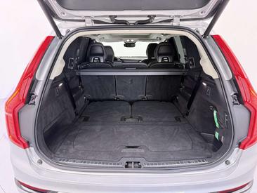 Volvo XC90 T8 Recharge Ultimate — photo 17