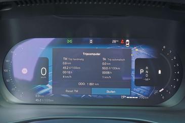 Volvo XC40 B4 Plus — photo 11