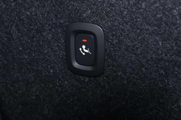 Volvo XC40 B4 Plus — photo 17