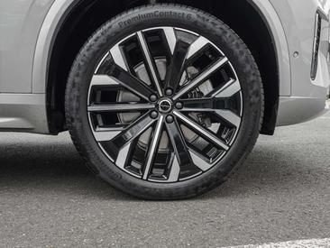 Volvo XC90 B5 Plus — photo 7