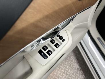 Volvo XC90 T8 Recharge — photo 27