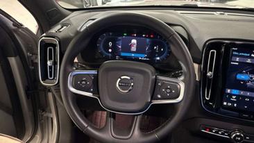 Volvo XC40 B3 Plus — photo 10