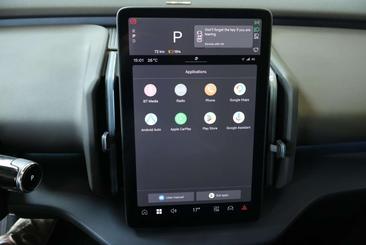 Volvo XC60 — photo 14