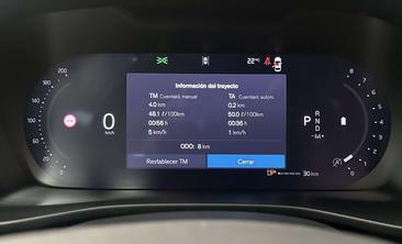 Volvo XC40 B3 Core — photo 11