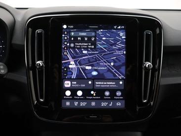 Volvo XC60 — photo 14