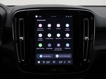 Volvo XC60 — photo 16