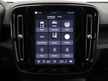 Volvo XC60 — photo 18