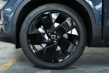 Volvo XC40 B4 Plus — photo 7